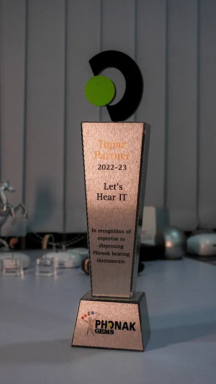 Phonak — GEMS Topaz Partner trophy, 2022–23